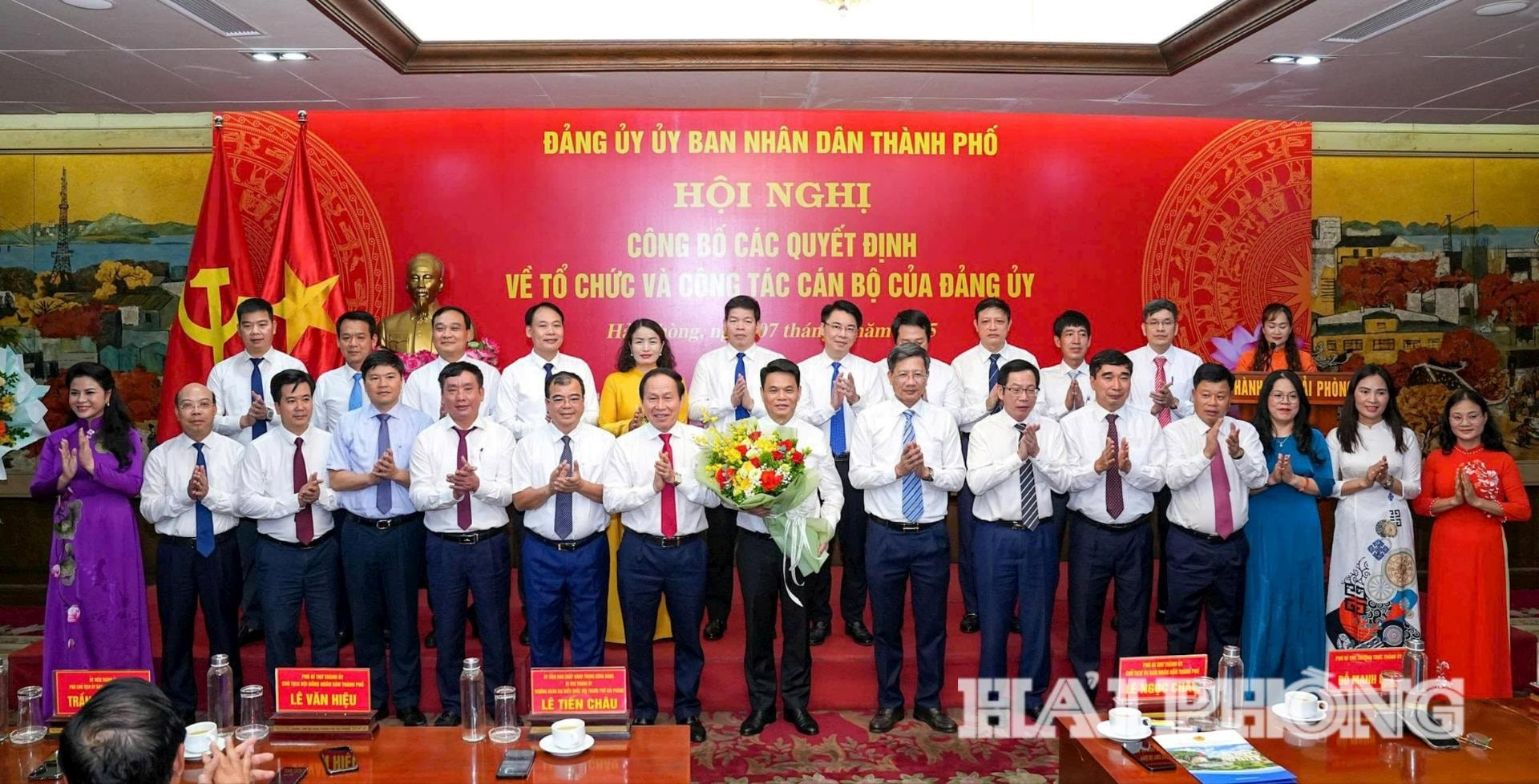 bi-thu-thanh-uy.jpg