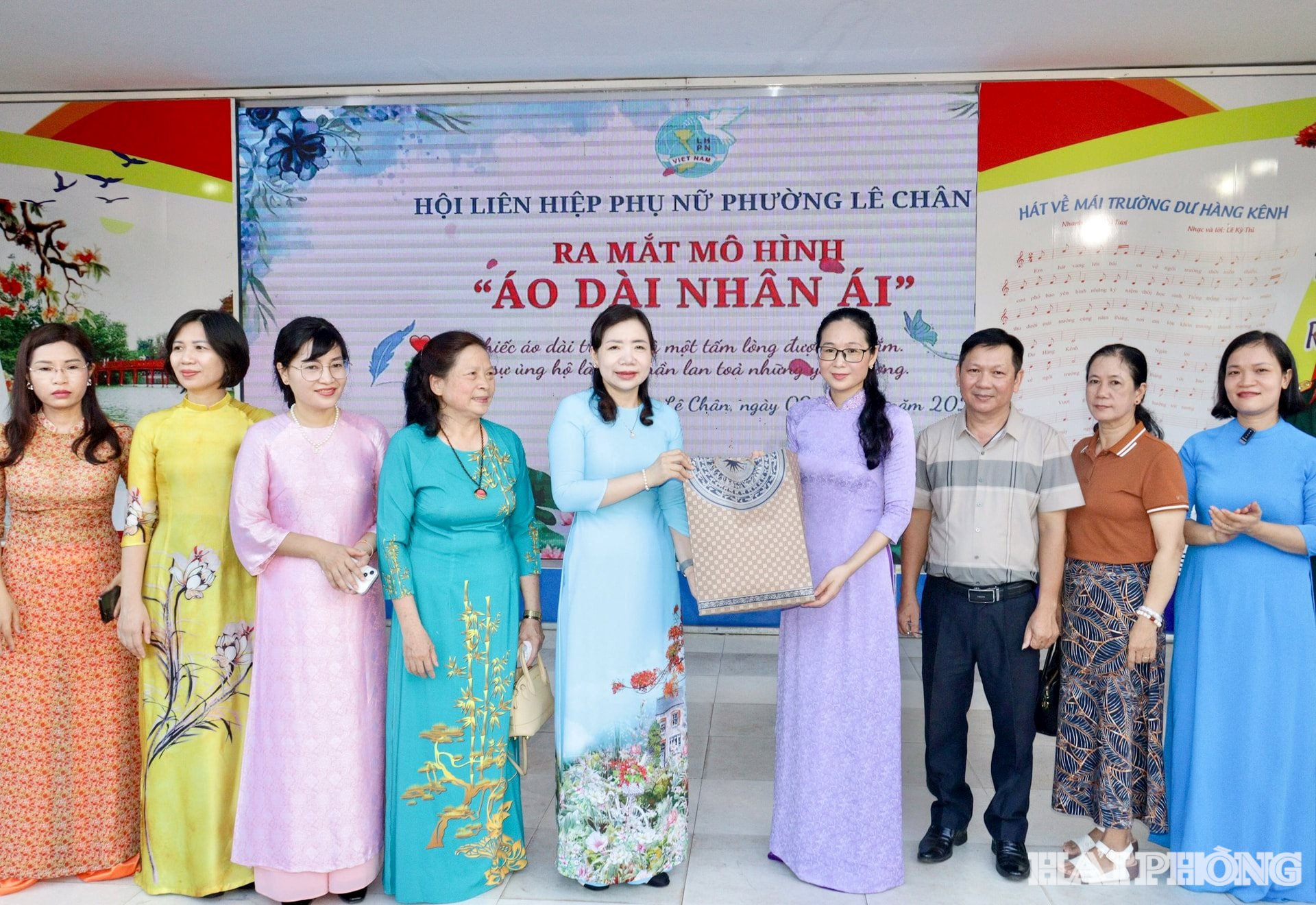 ao-dai-nhan-ai2