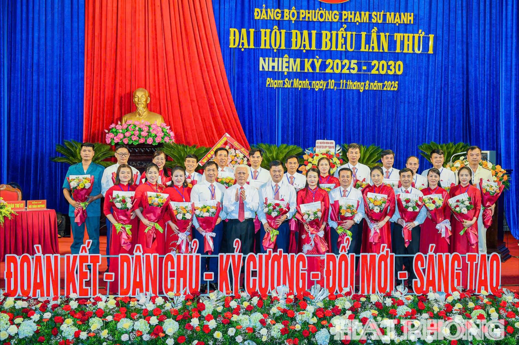 ban-chap-hanh-2-(1).jpg