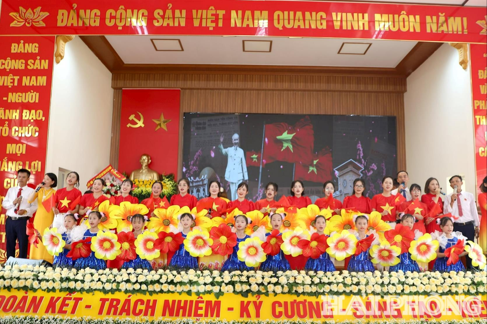hung-thang-tien-lang-2-(1).jpg