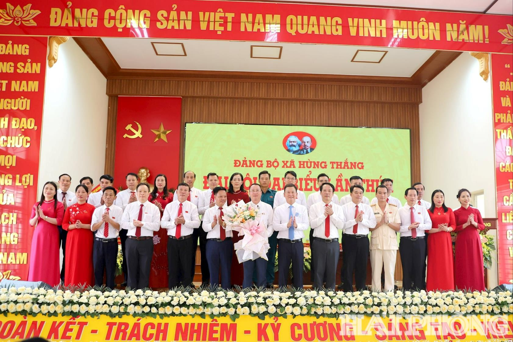 hung-thang-tien-lang-3-(1).jpg