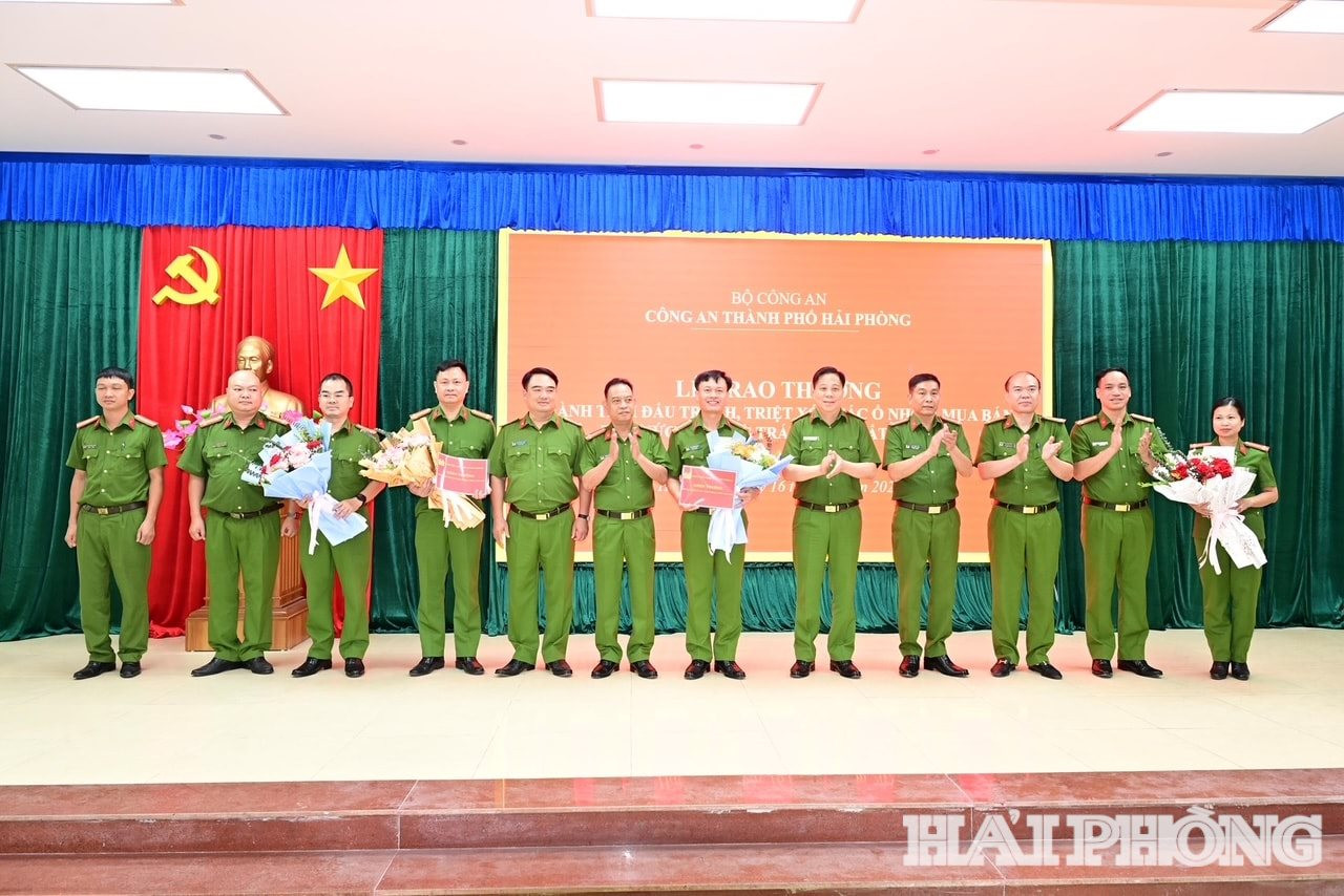 cong-an-hai-phong.jpg