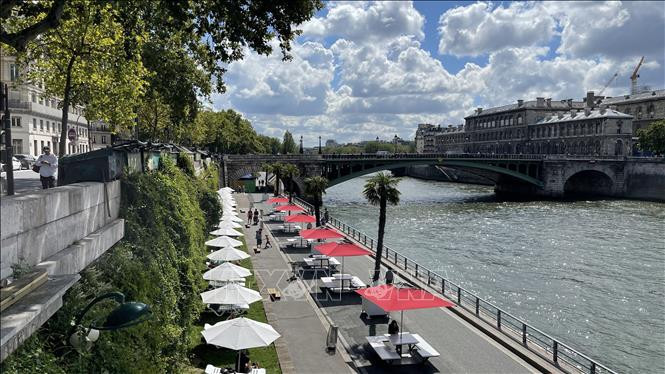 song-seine-130825-1.jpeg
