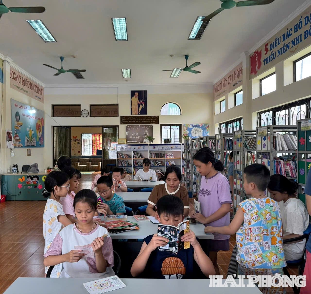 library_3.jpg
