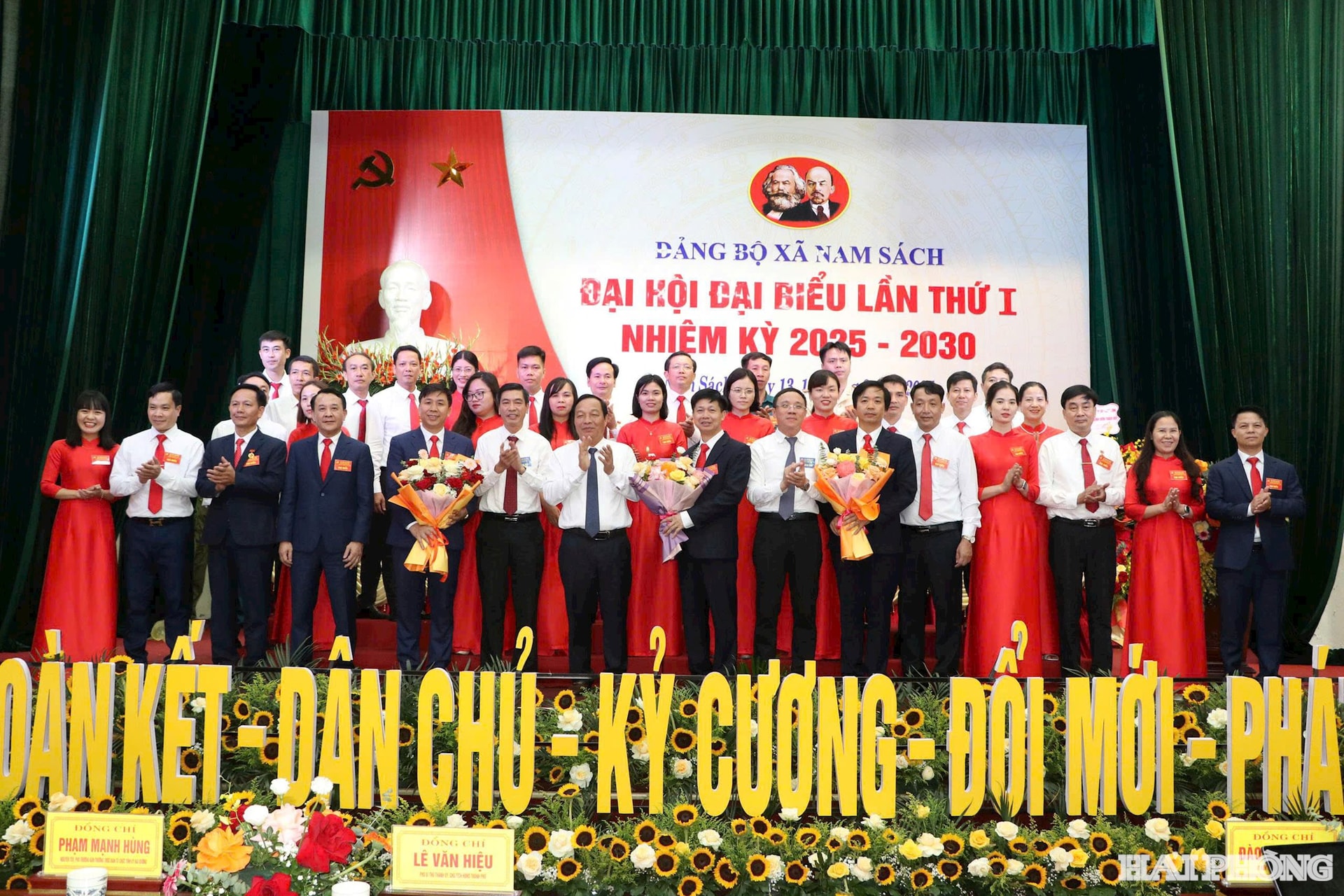 xa-nam-sach5.jpg