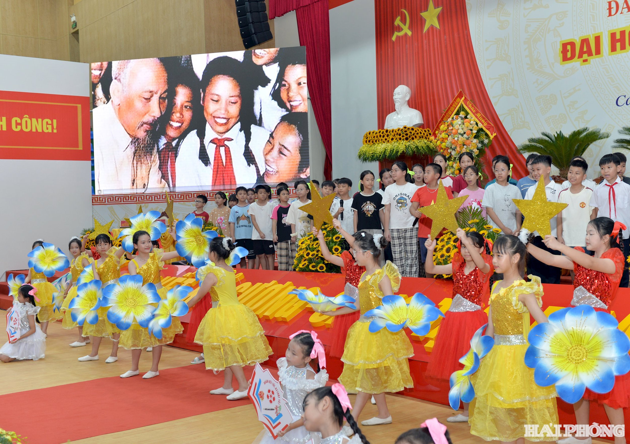 tap-van-nghe-3(1).jpg