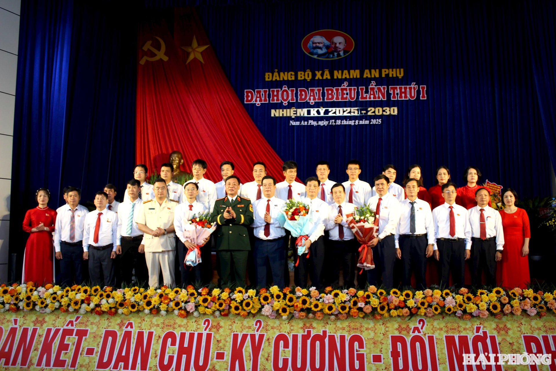 nam-an-phu.jpg