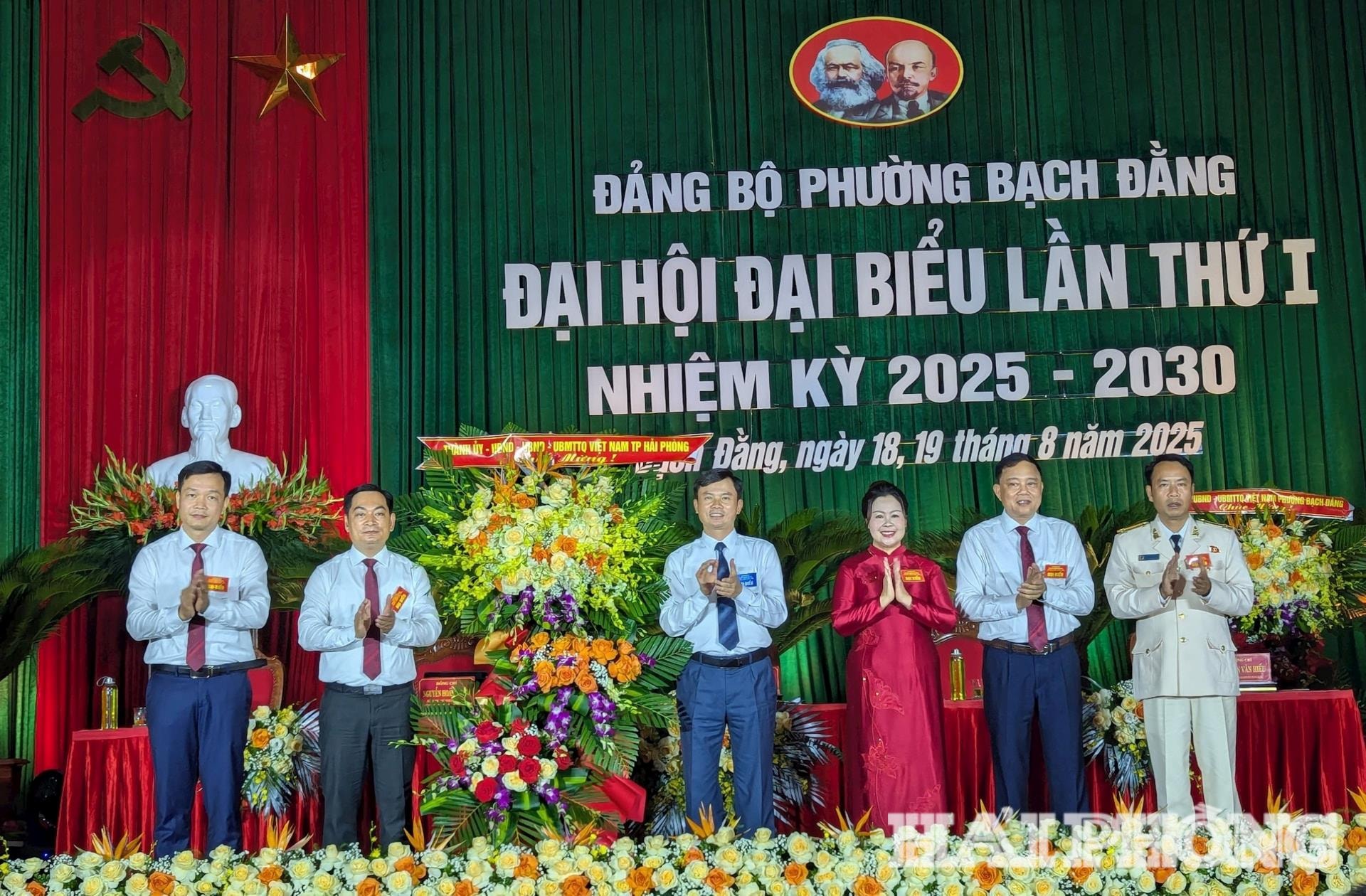 bach-dang1(1).jpg