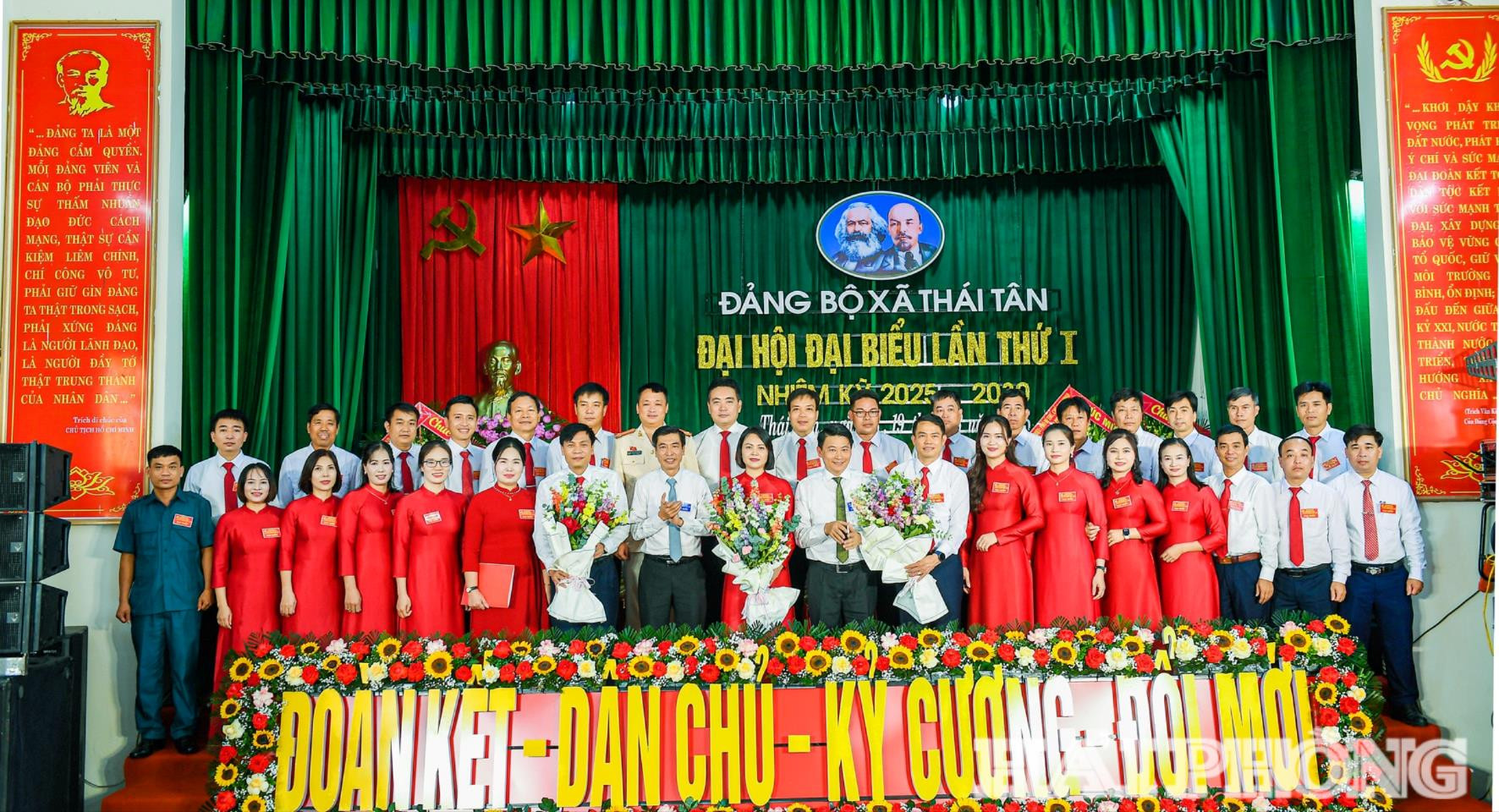 ban-chap-hanh-2-.jpg
