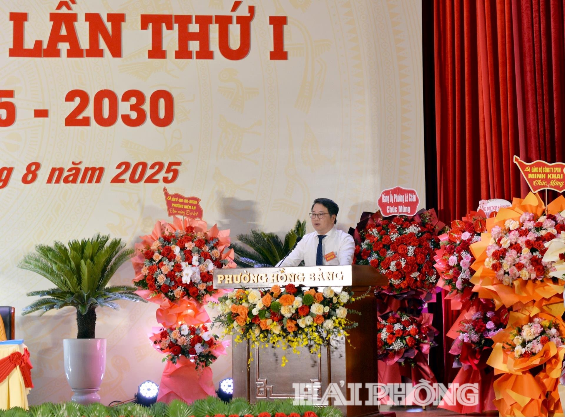 Đồng chí Nguyễn Thành Hưng, Bí thư Đảng ủy Phường Hồng Bàng phát biểu khai mạc Đại hội