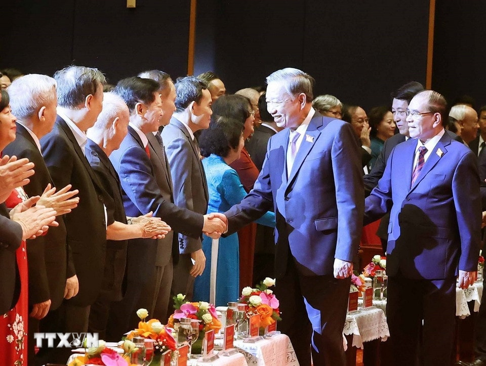 chính phủ