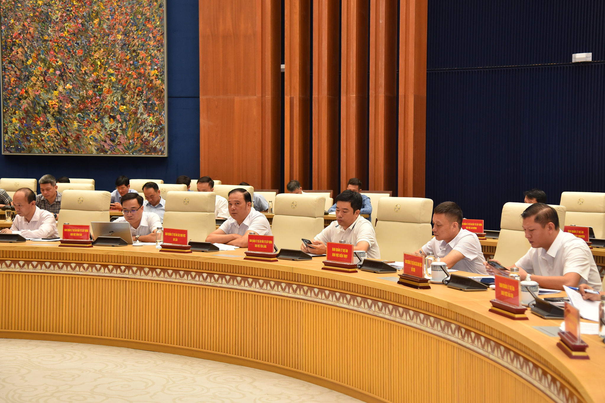 Các đại biểu dự họp. Ảnh: Trung Kiên