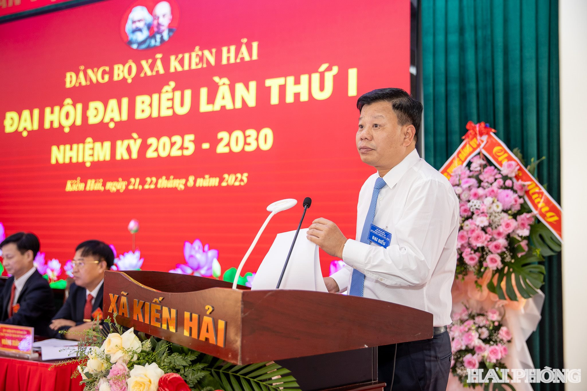 phat-bieu-1.jpg