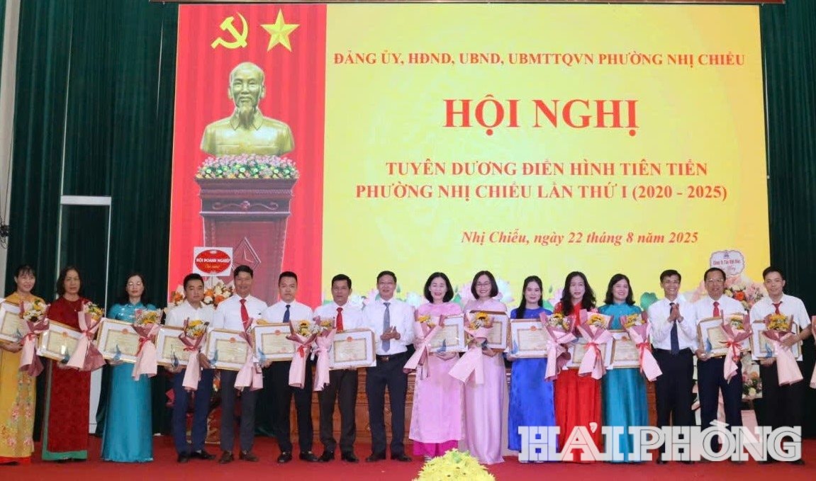 nhi-chieu-1(1).jpg