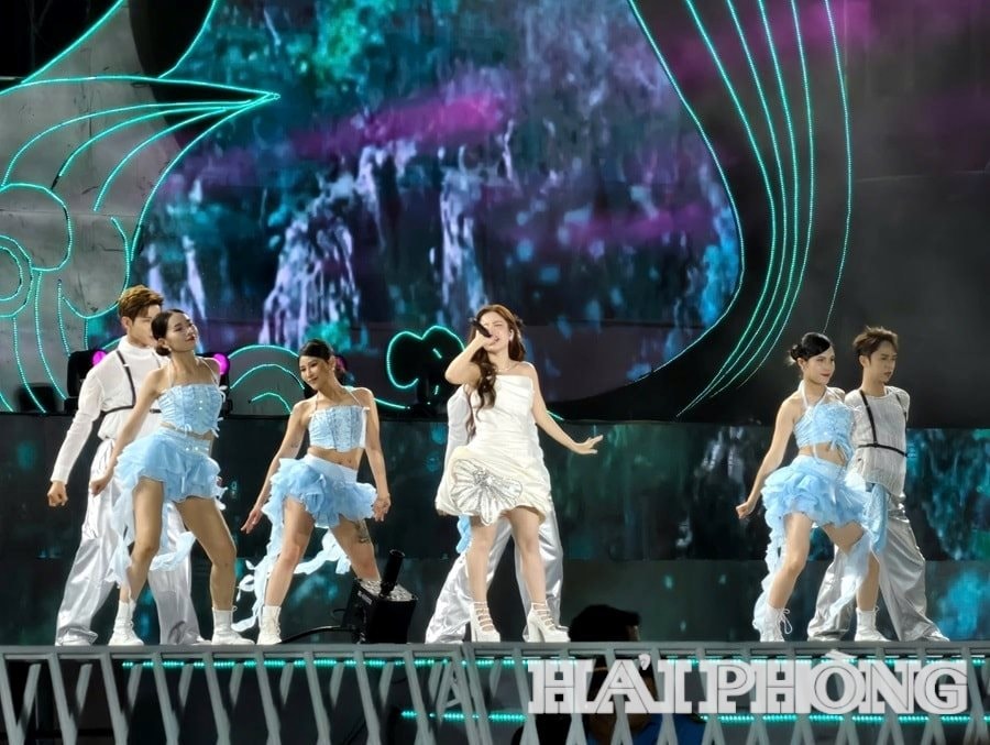 song-show-1-.jpg