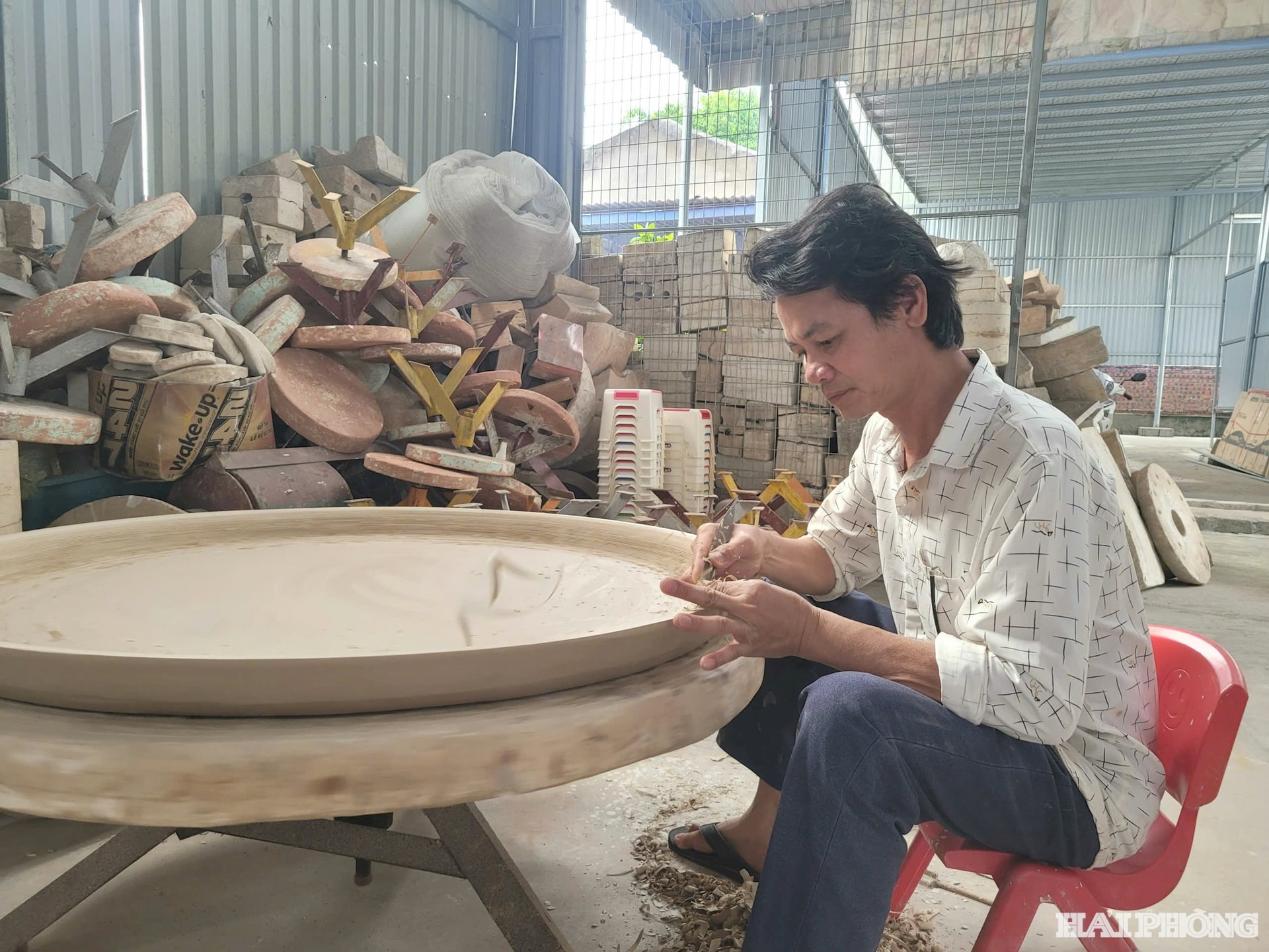 អាញ់-ហ៊ុយ-១.jpg