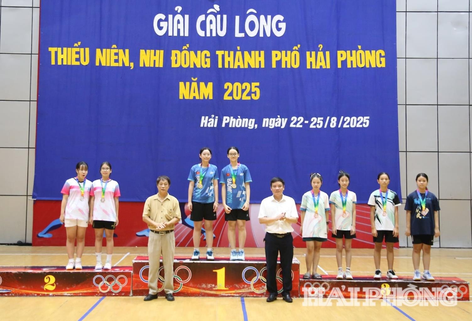 cau-long4(1).jpg