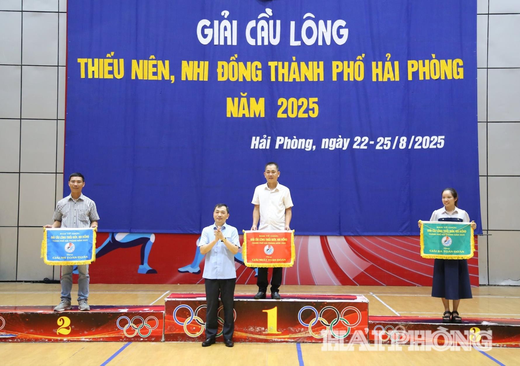 cau-long5(1).jpg