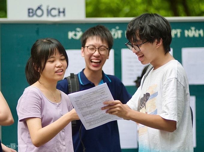 Thí sinh thi tốt nghiệp THPT 2025 tại Hà Nội. Ảnh: Duy Anh