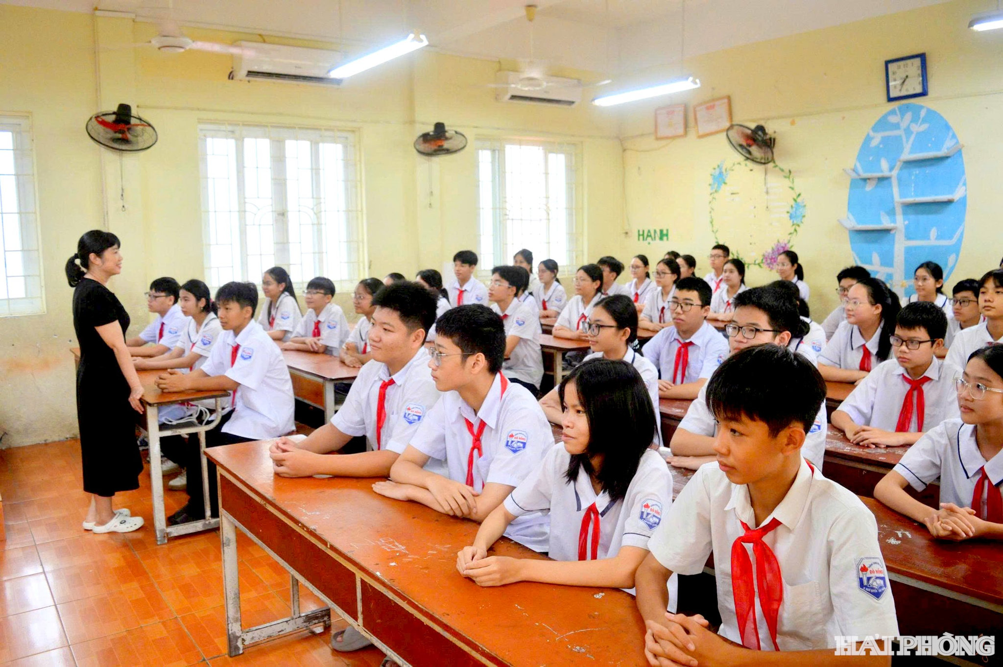 Những thông tin, định hướng của giáo viên chủ nhiệm giúp các học sinh Trường THCS Đà Nẵng (phường Ngô Quyền) thêm nỗ lực học tập học tập