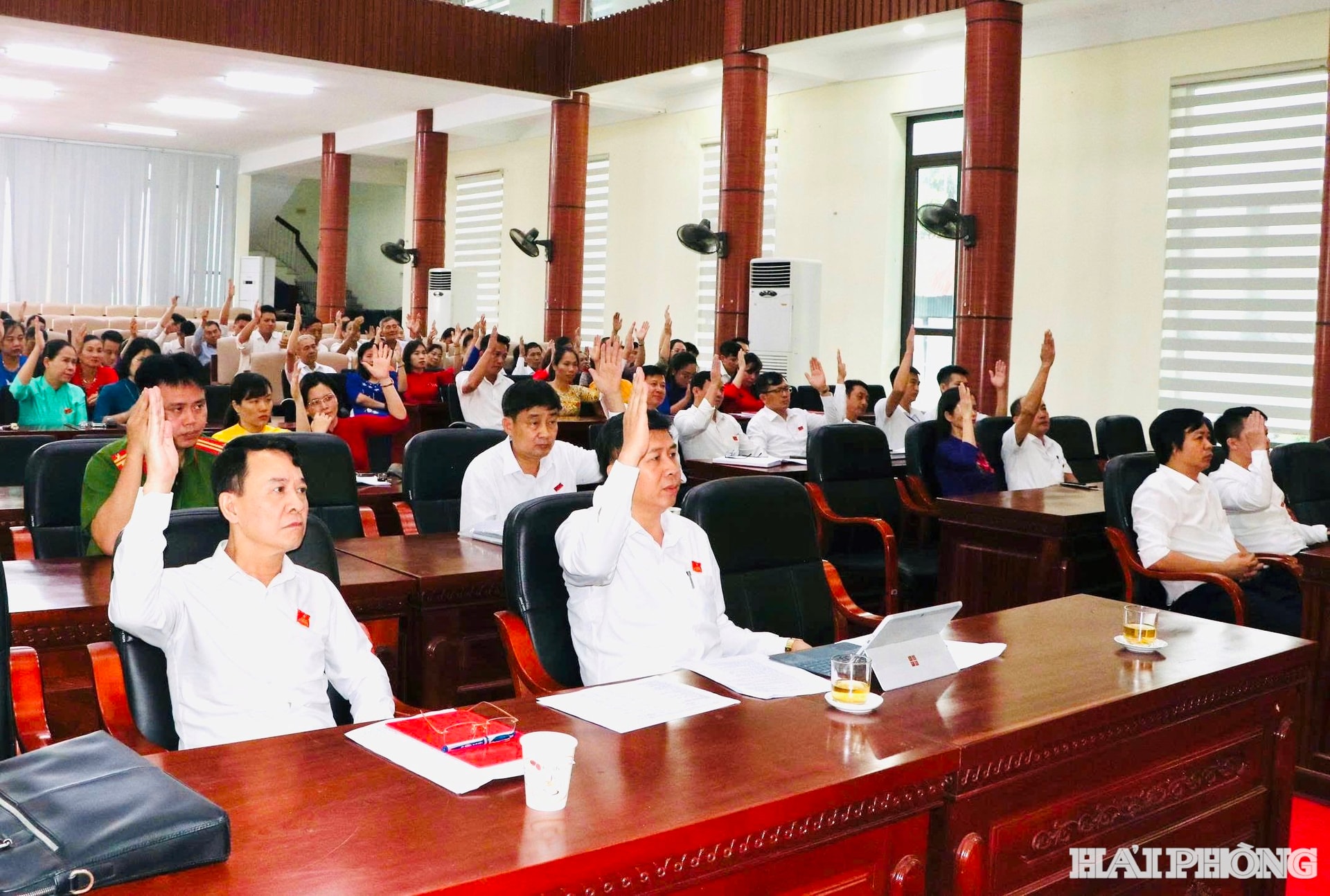 nam-sach.jpg