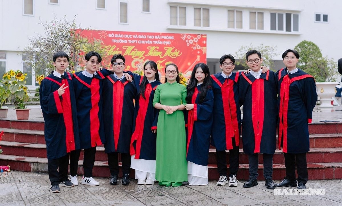 co-giao-vu-huyen.jpg