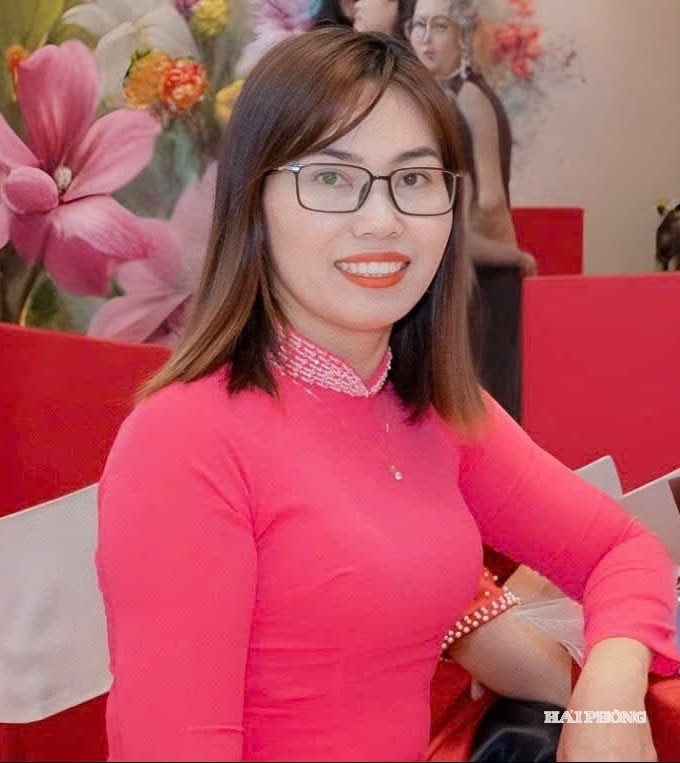 ha-hong-nhung.jpg
