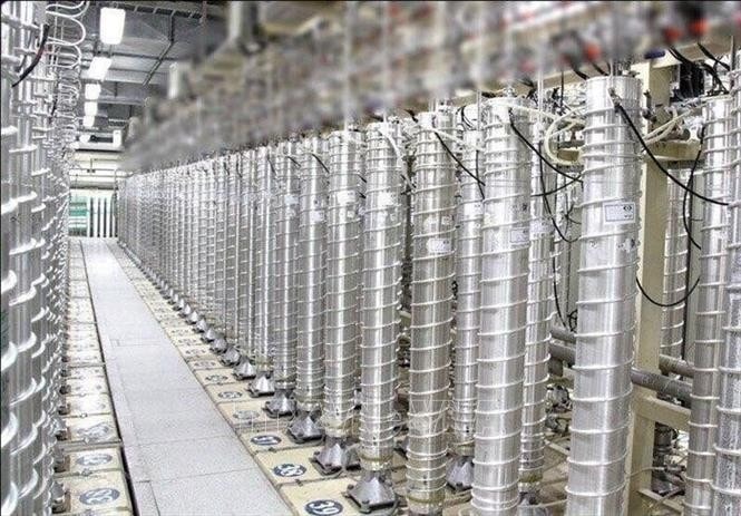 Bên trong một cơ sở hạt nhân của Iran. Ảnh: IRNA/TT