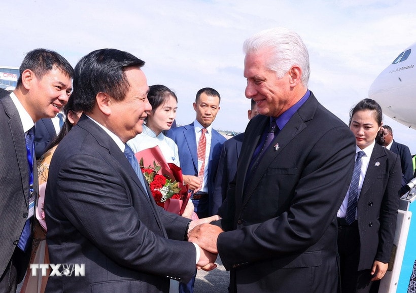 Chủ tịch nước Cuba và Phu nhân. Chủ tịch nước Manuel Diaz Canel