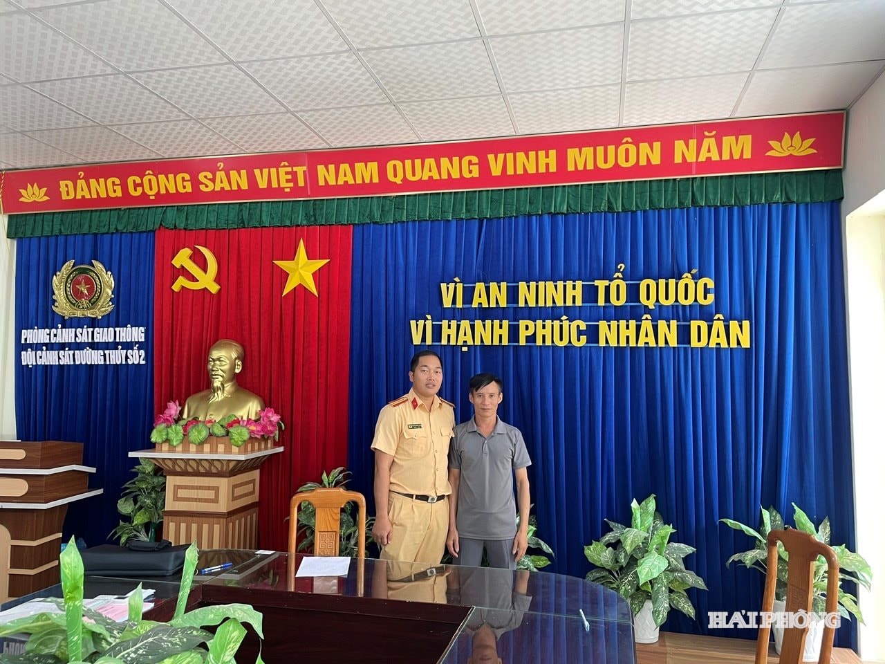 ban-giao-nan-nhan.jpg