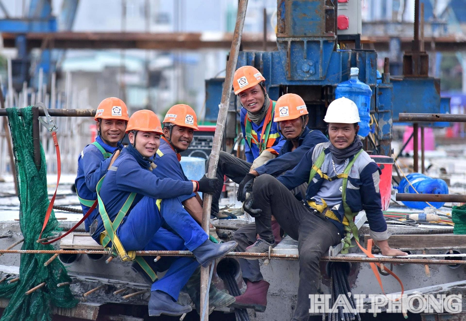 Theo đánh giá của chủ đầu tư, việc duy trì nhịp độ thi công liên tục, ngay cả trong kỳ nghỉ lễ, không chỉ giúp bảo đảm tiến độ mà còn khẳng định quyết tâm của nhà thầu trong việc đưa các công trình trọng điểm về đích đúng hẹn.