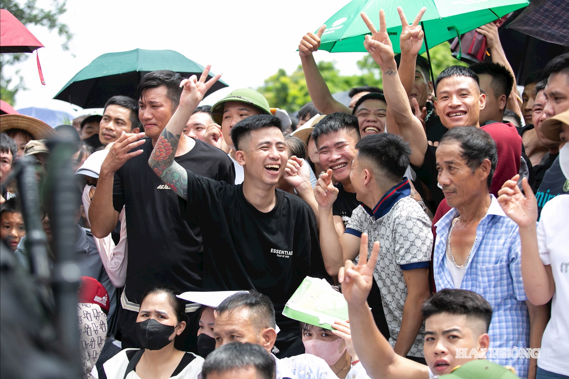 hoang-tien-6.jpg