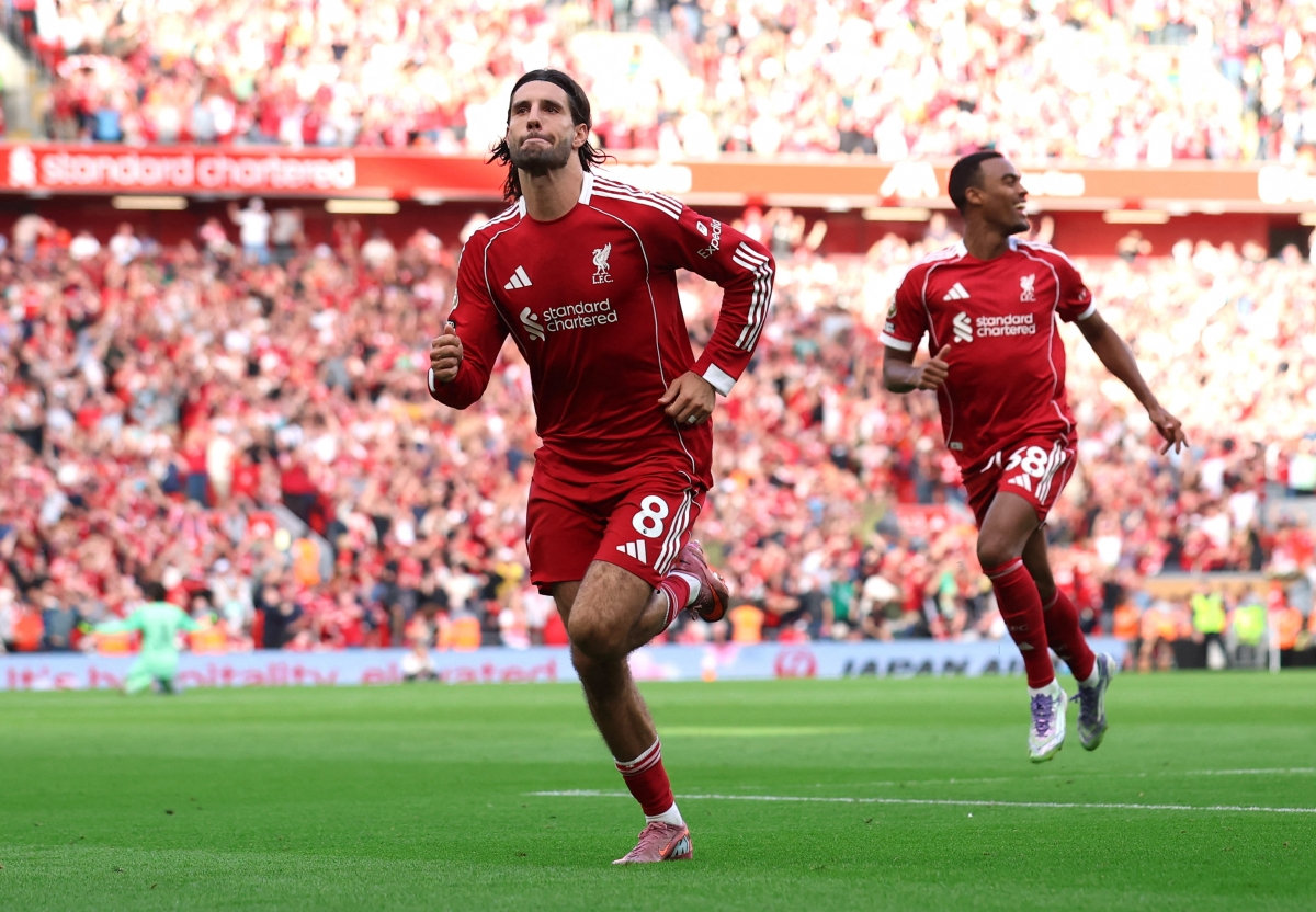 ket qua bong da hom nay 1 9 liverpool thang arsenal, barca gay that vong hinh anh 1