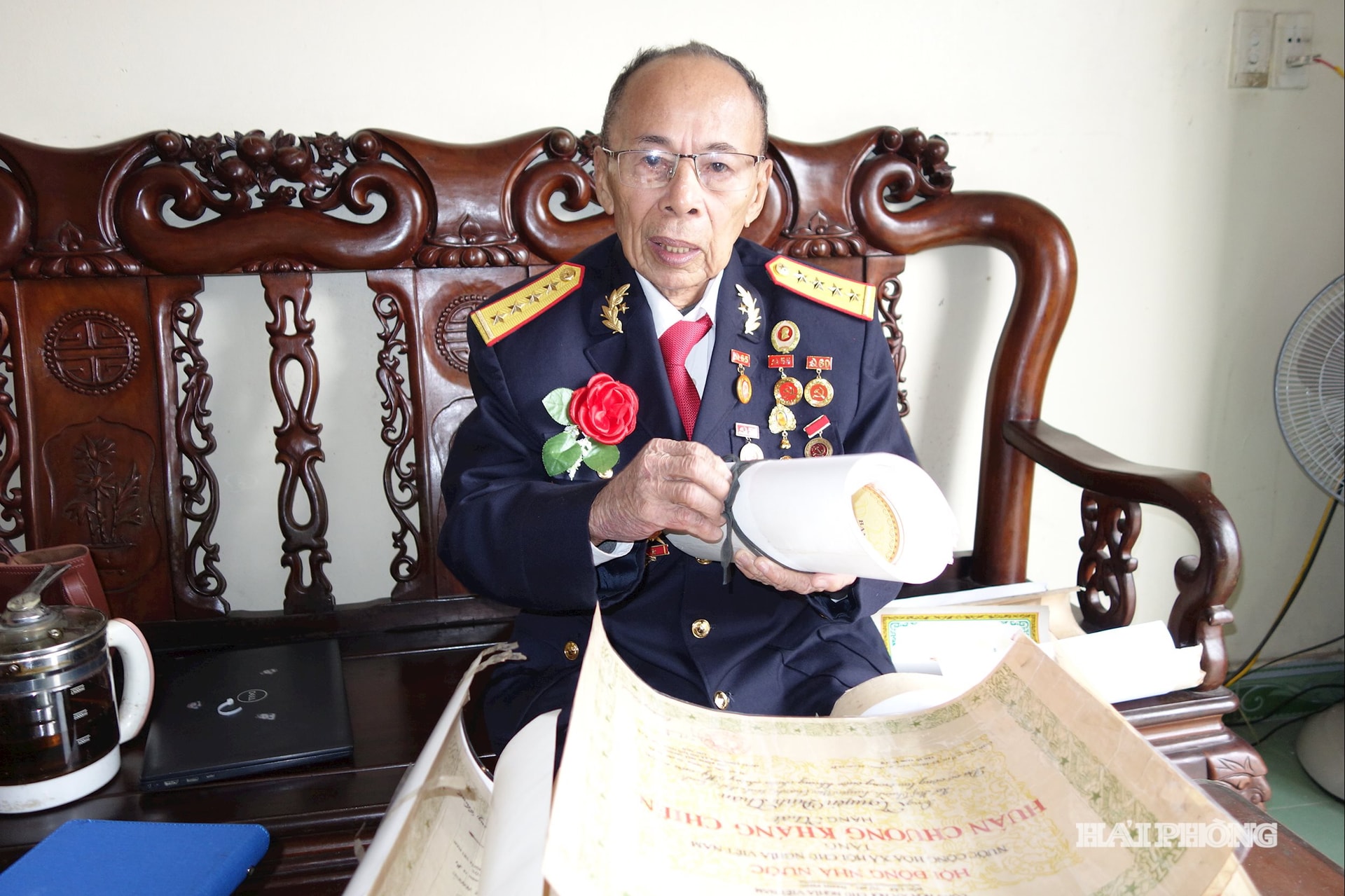 nguoi-can-ve-2.jpg