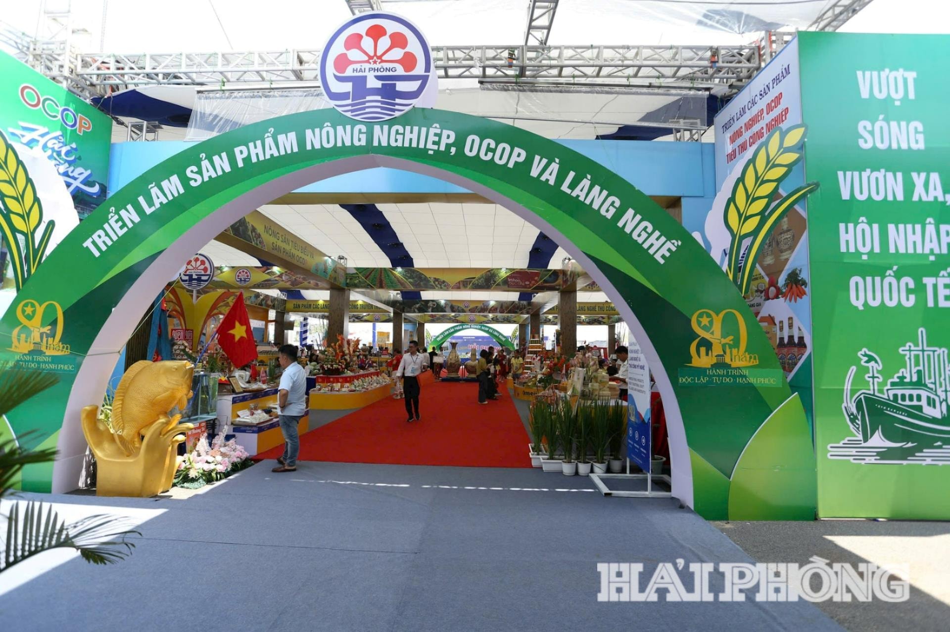 Gian trưng bày sản phẩm tiêu biểu của ngành nông nghiệp và môi trường thành phố Hải Phòng tại Triển lãm thành tựu đất nước nhân dịp kỷ niệm 80 năm Quốc khánh