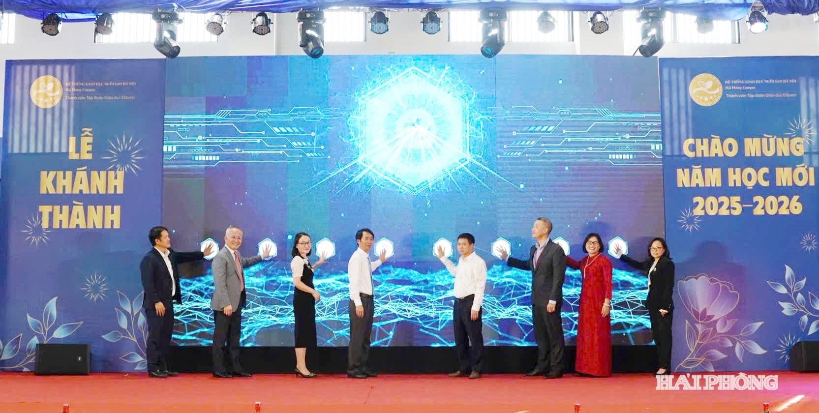 em-hoa1.jpg