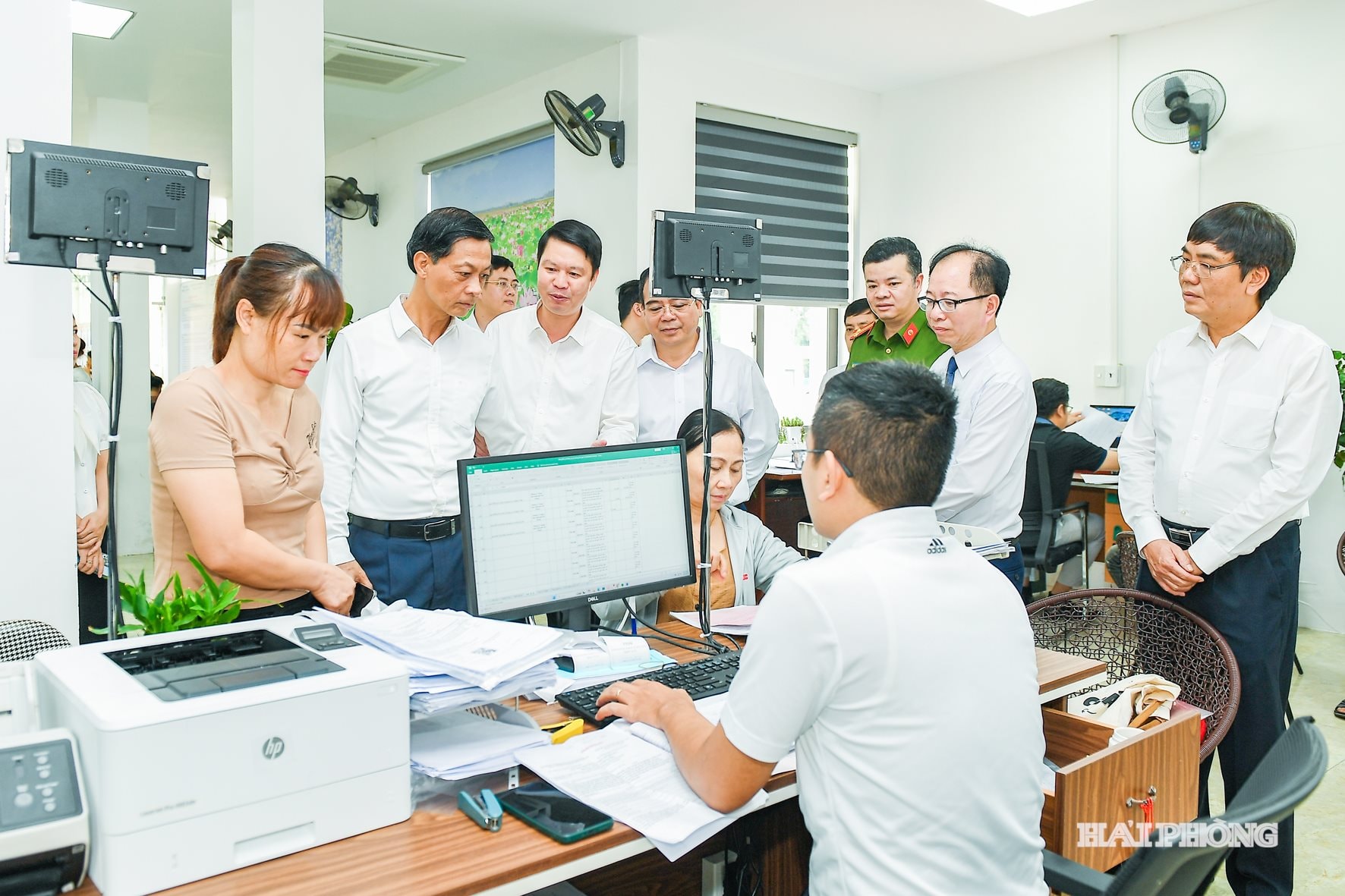 le-thanh-nghi.jpg