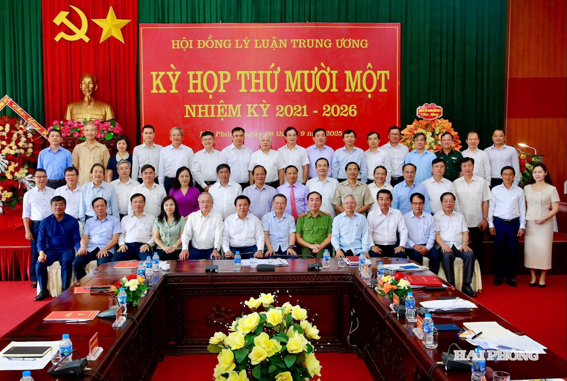 cac-dai-bieu-du-ky-hop(1).jpg