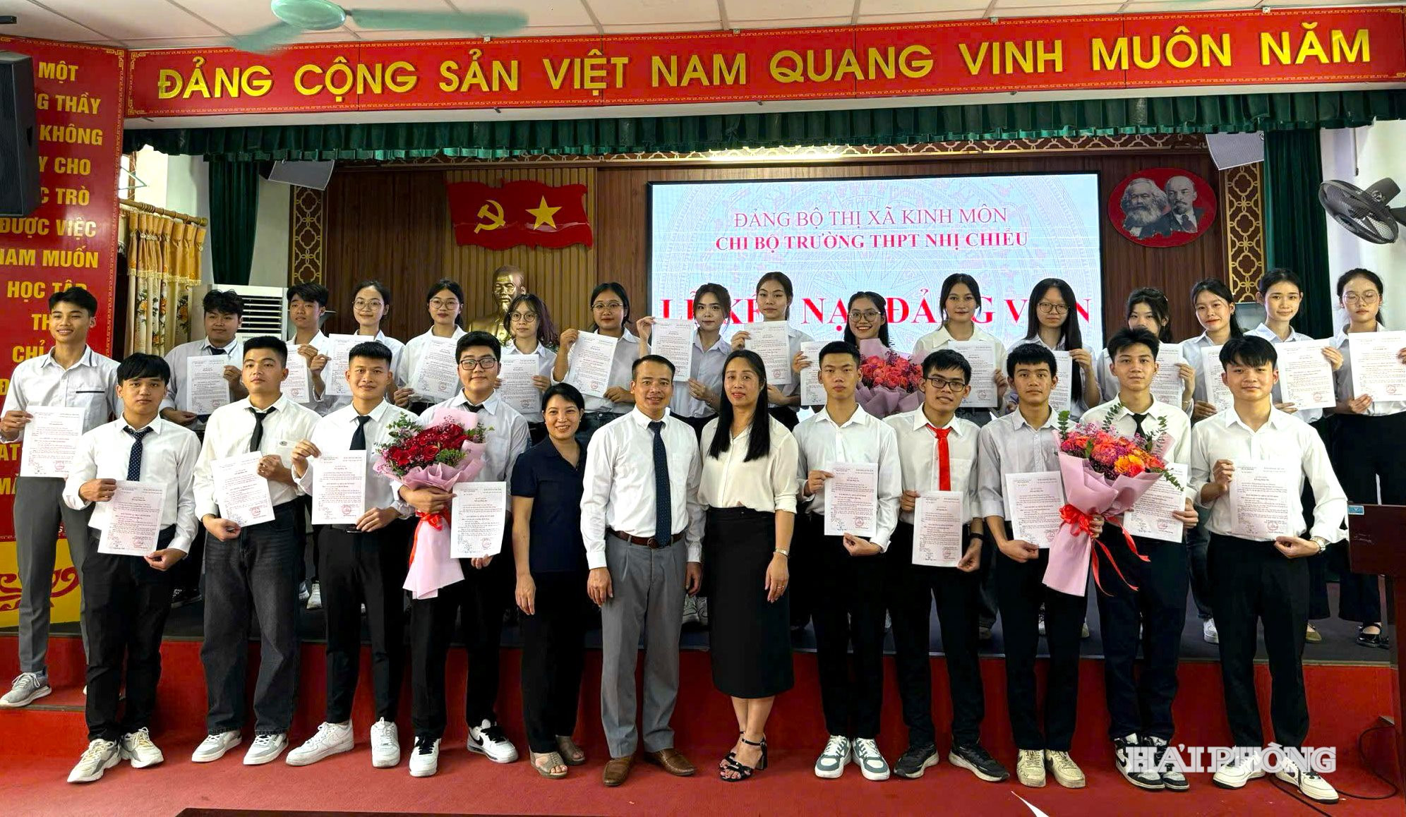 dang-vien.jpg