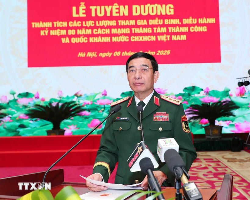 Đại tướng Phan Văn Giang phát biểu tại buổi lễ. (Ảnh: Trọng Đức/TTXVN)