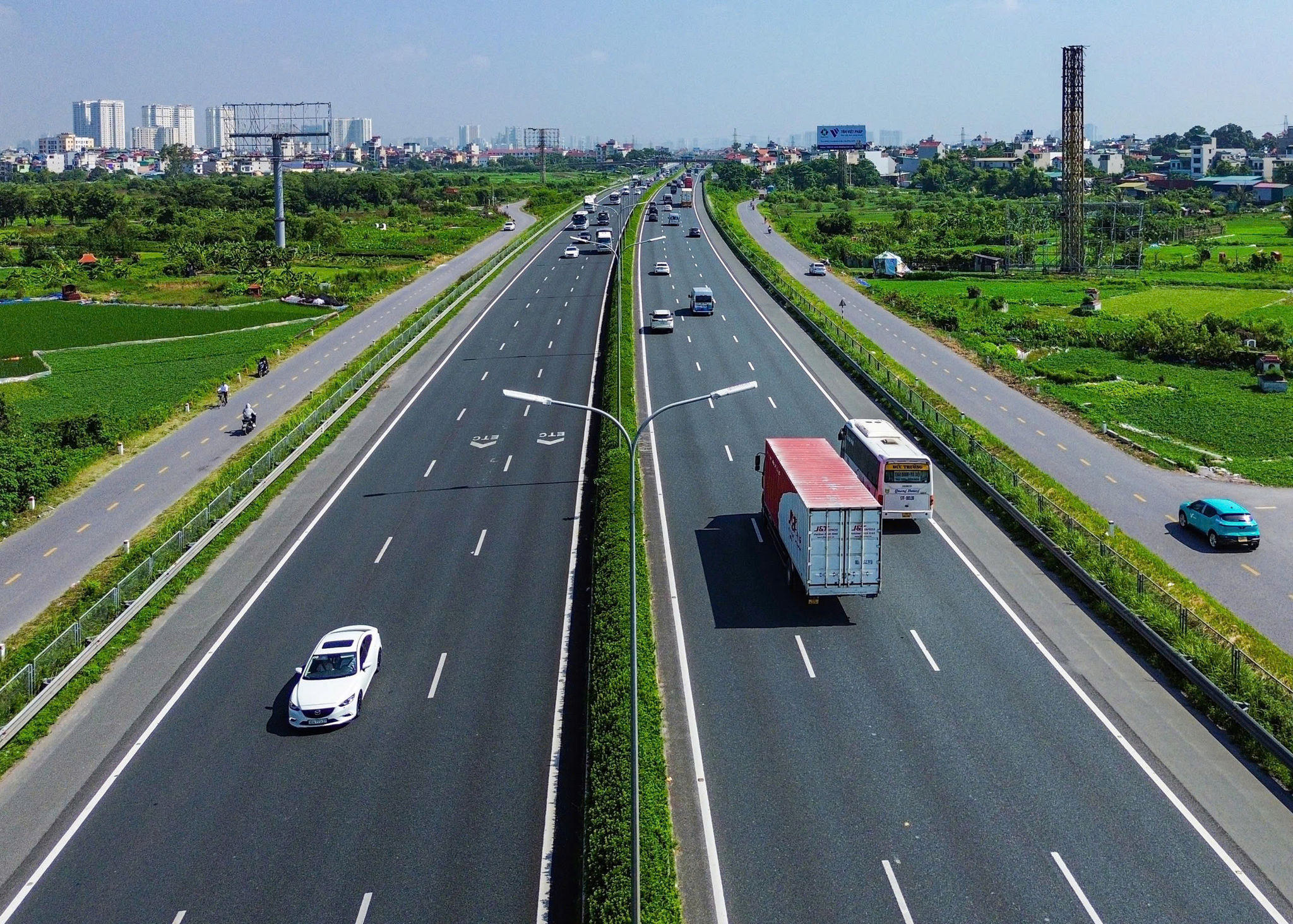 Việc thí điểm phân làn và quy định tốc độ trên 2 cao tốc Hà Nội - Hải Phòng, Pháp Vân - Cầu Giẽ được áp dụng từ ngày 15/8.