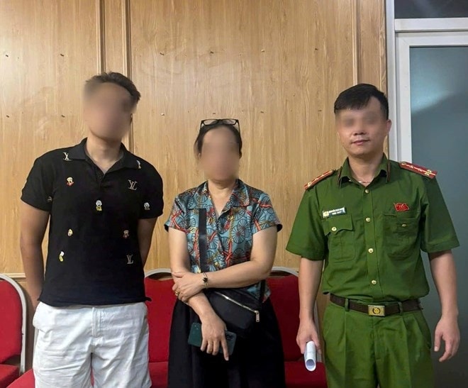 ngăn nam thanh niên hải phòng định tự tử vì chuyện tình cảm hình ảnh 1 ngan nam thanh nien hai phong dinh tu tu vi chuyen tinh cam hinh anh 1