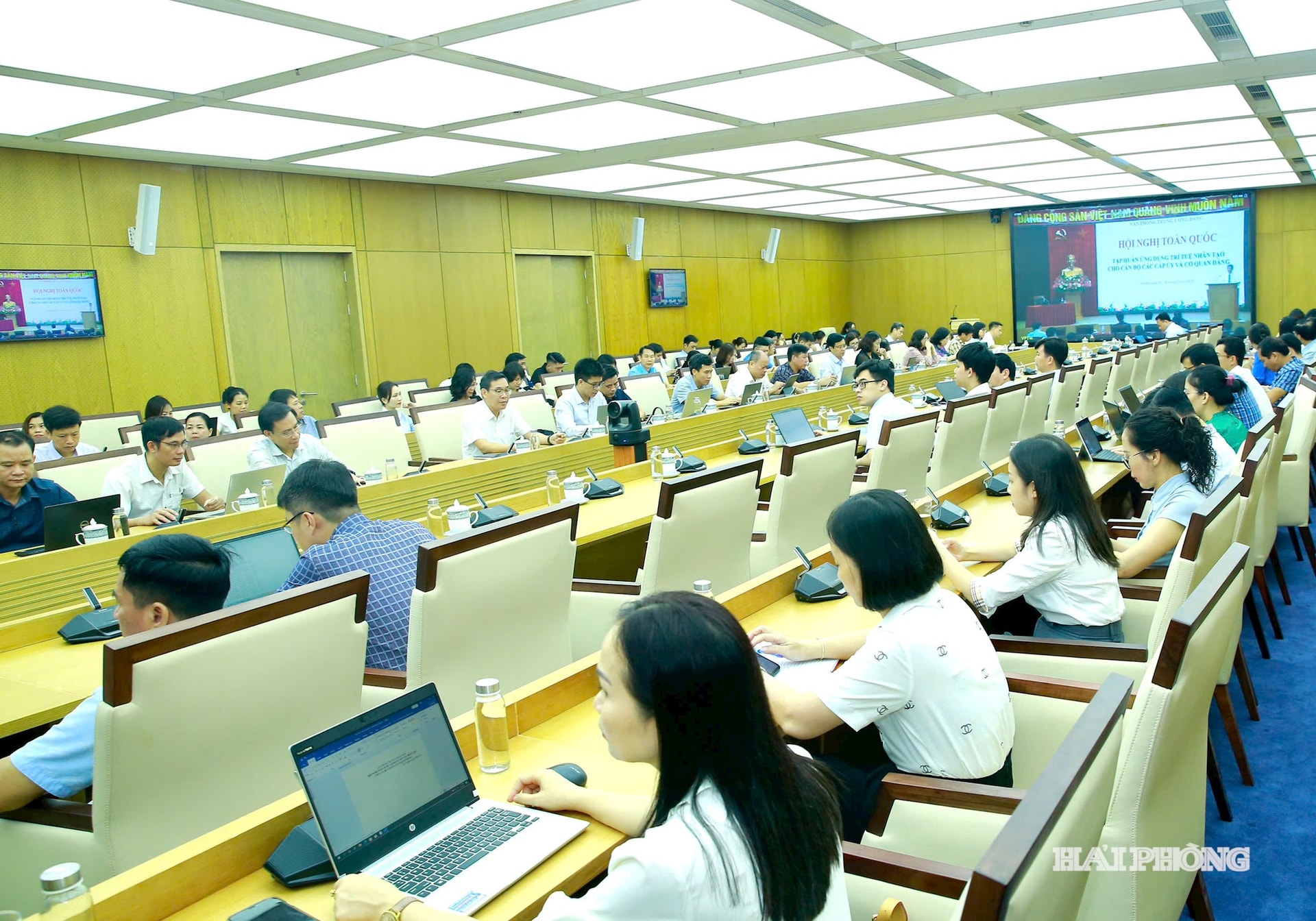 Các đại biểu dự tập huấn