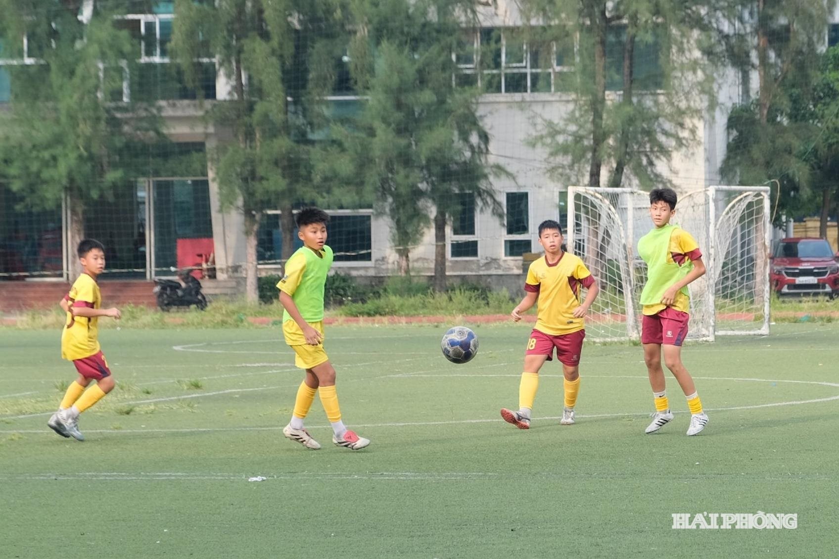 cau-thu-tre-4.jpg