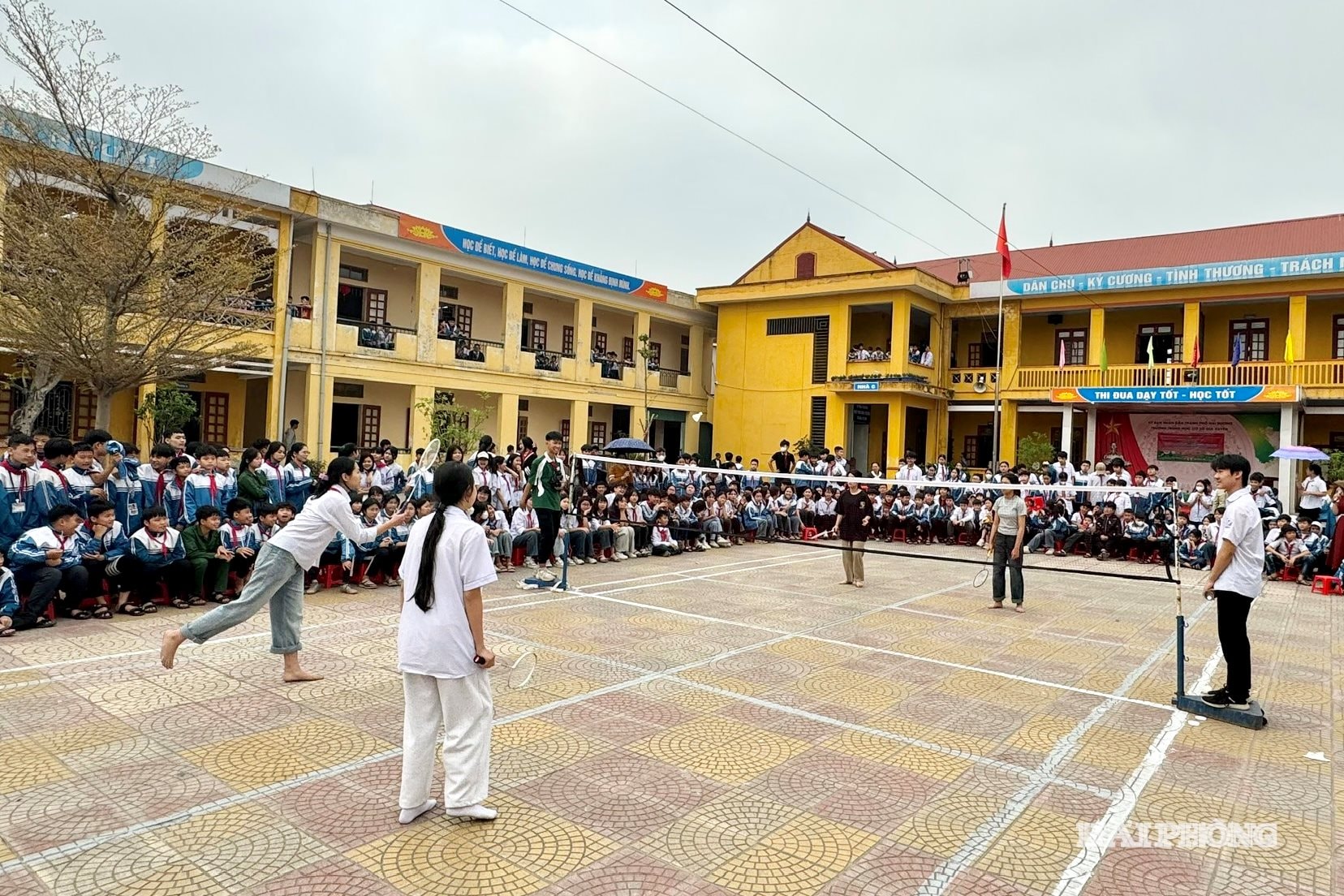 cau-long-thach-khoi3.jpg