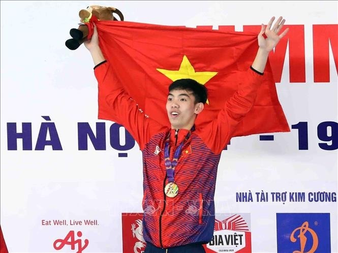 nguyen-huy-hoang-boi-loi.jpg