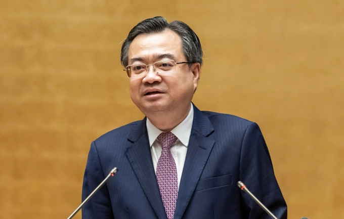 Ông Nguyễn Thanh Nghị - Trưởng Ban Chính sách, chiến lược Trung ương trình bày chuyên đề Nghị quyết 70 tại hội nghị, ngày 16/9. Ảnh: Hoàng Phong
