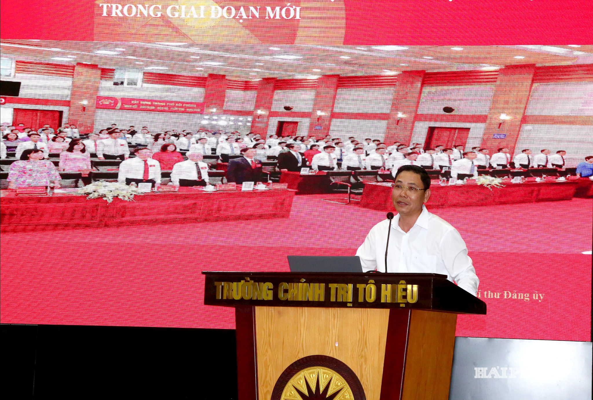 Đồng chí Phạm Quang Sáng, Phó bí thư Đảng ủy Khối các cơ quan quán triệt Nghị quyết chuyên đề về