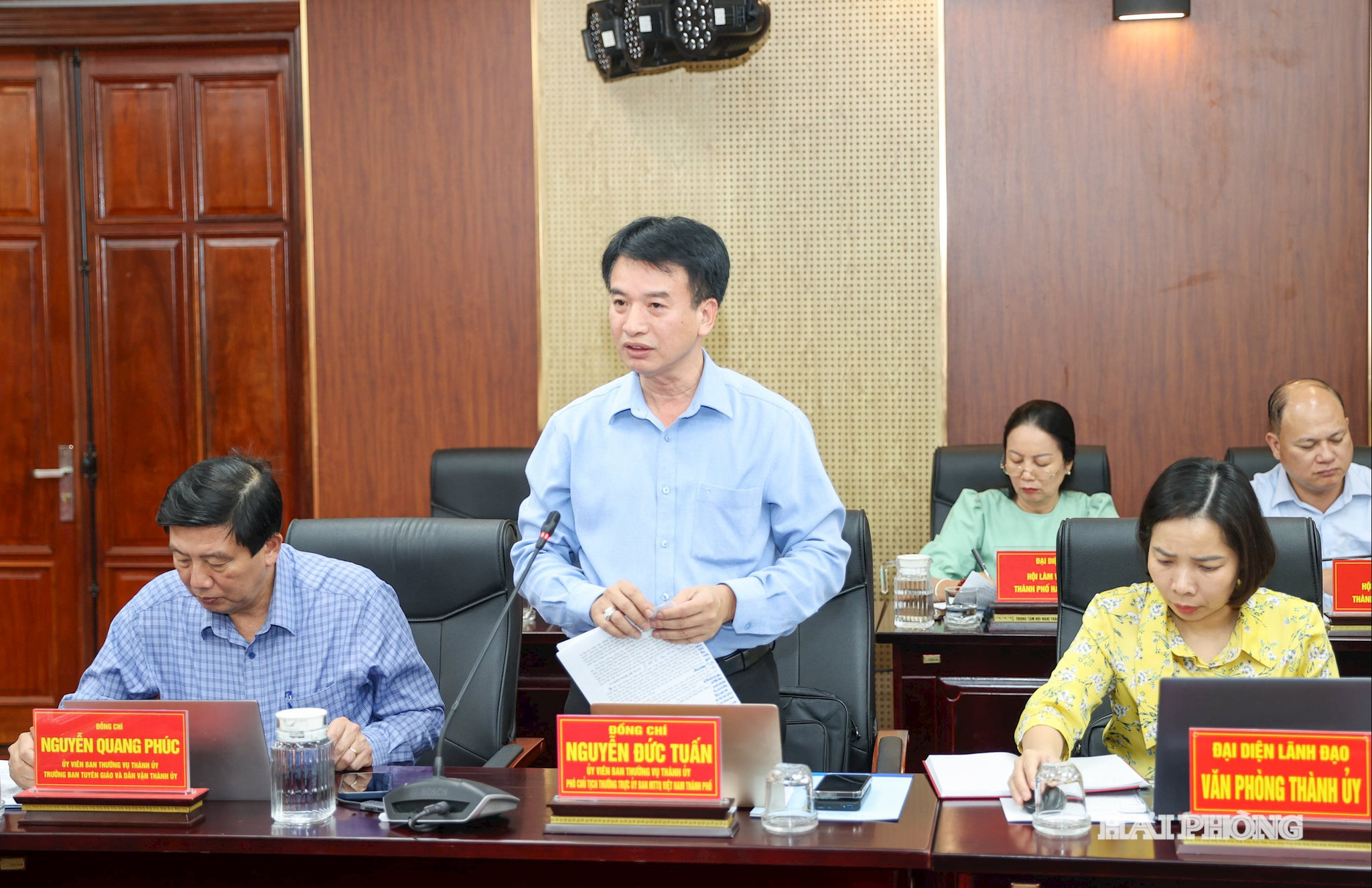 Đồng chí Nguyễn Đức Tuấn, Uỷ viên Ban Thường vụ Thành uỷ, Phó chủ tịch Thường trực Uỷ ban MTTQ VIệt Nam thành phố phát biểu