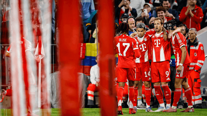 Các cầu thủ Bayern mừng bàn trong trận thắng Chelsea 3-0 ở lượt đầu Champions League tại Allianz Arena, Munich, Đức ngày 17/9/2025. Ảnh: FC Bayern